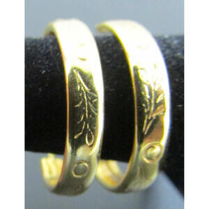 Signed 18K Yellow Gold Filigree Classic Hoop Earrings 4.47 grams